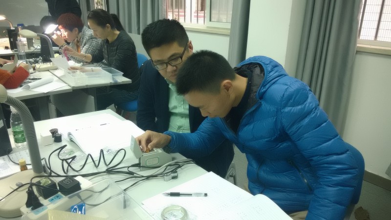 2015年翡翠鉴定与质量评价课程火热开讲啦